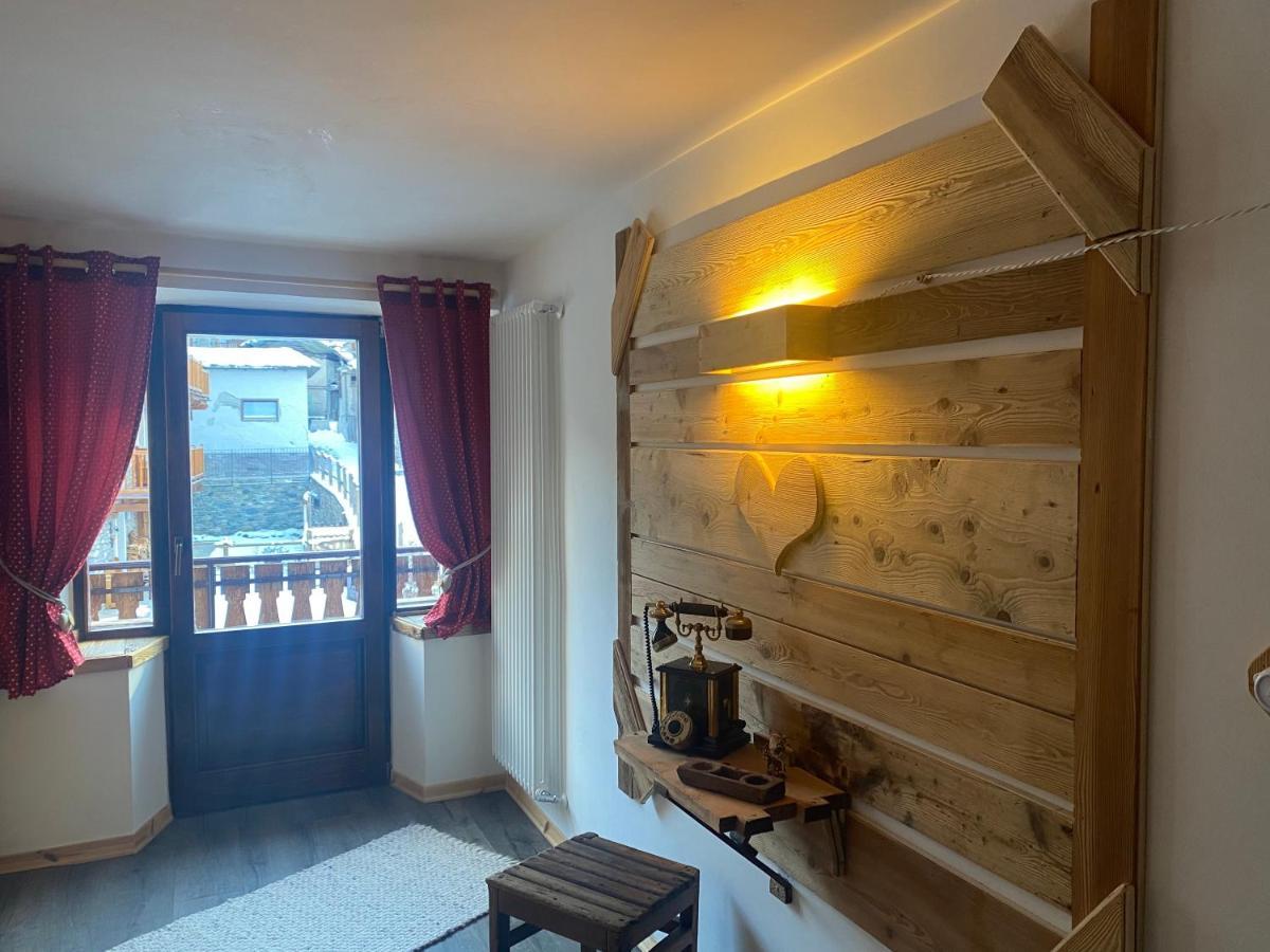 Maison Rongier Nel Centro Di Cogne Exterior foto